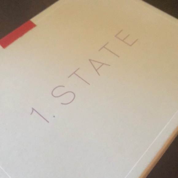 Shoes - Picture 7 of 8